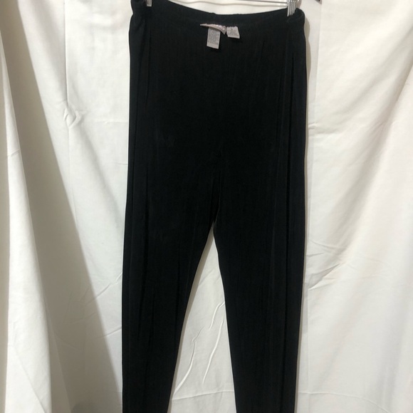 Women’s 2 piece outfit - Picture 8 of 8